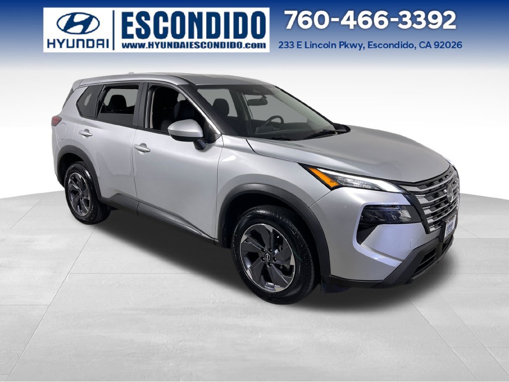 Used 2025 Nissan Rogue SV