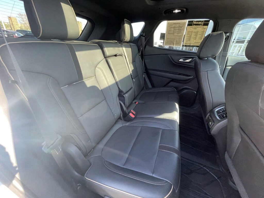 Used 2019 Chevrolet Blazer Premier w/ Sun and Wheels Package image 28