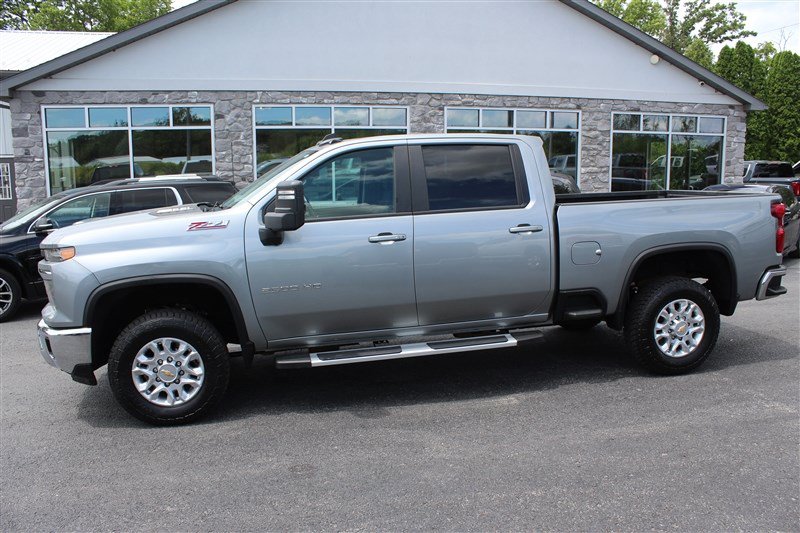 Used 2024 Chevrolet Silverado 2500 LT w/ All Star Edition AWD/4WD image 4