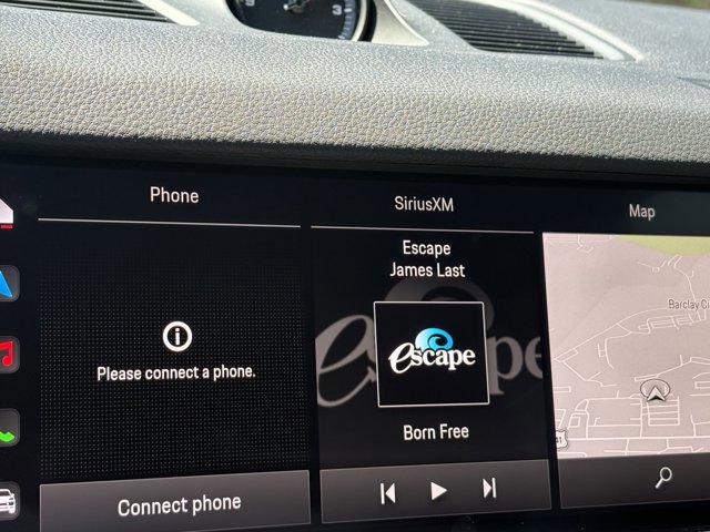 Used 2022 Porsche Cayenne image 7