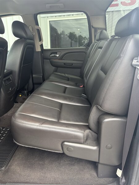 Used 2011 Chevrolet Silverado 1500 LTZ w/ LTZ Plus Package AWD/4WD image 27