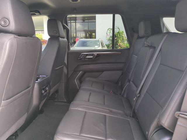 Used 2025 Chevrolet Tahoe LT AWD/4WD image 17
