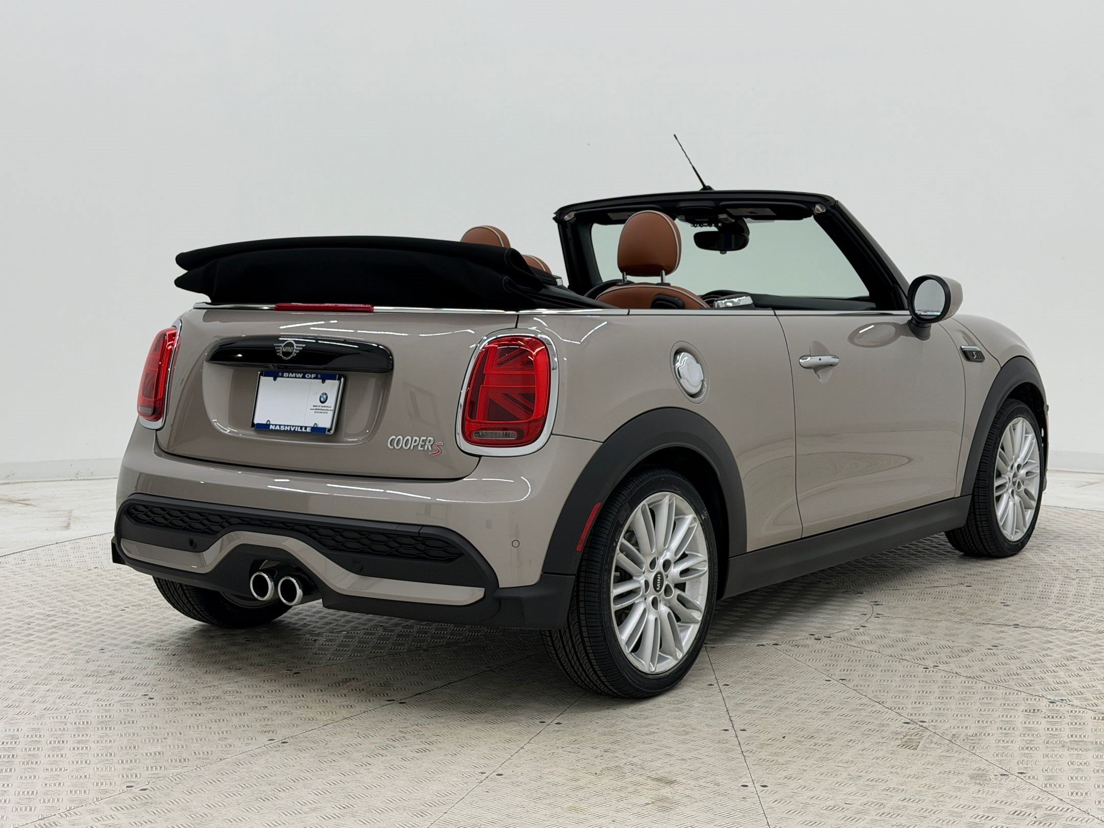 Certified 2023 MINI Cooper S FWD image 9