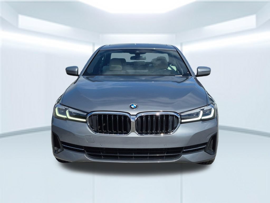 Used 2023 BMW 530i w/ Premium Package RWD image 8