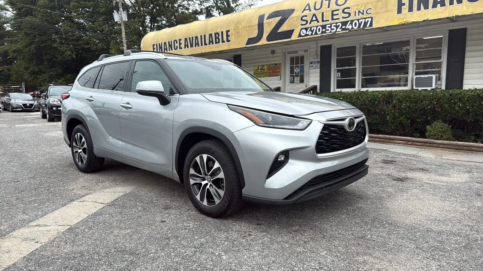 Used 2021 Toyota Highlander XLE