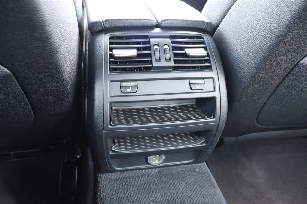 Used 2013 BMW 550i Sedan RWD image 21