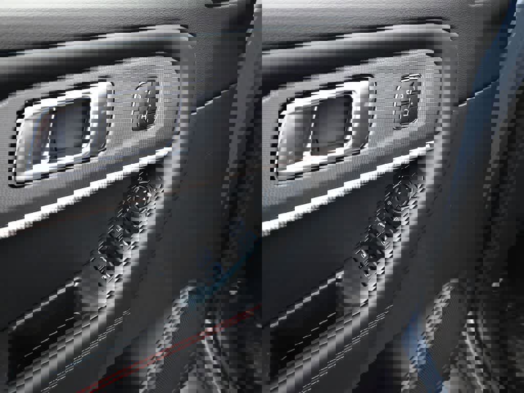 New 2026 Ford Explorer ST image 24