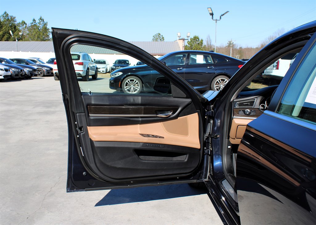 Used 2012 BMW 740i RWD image 26