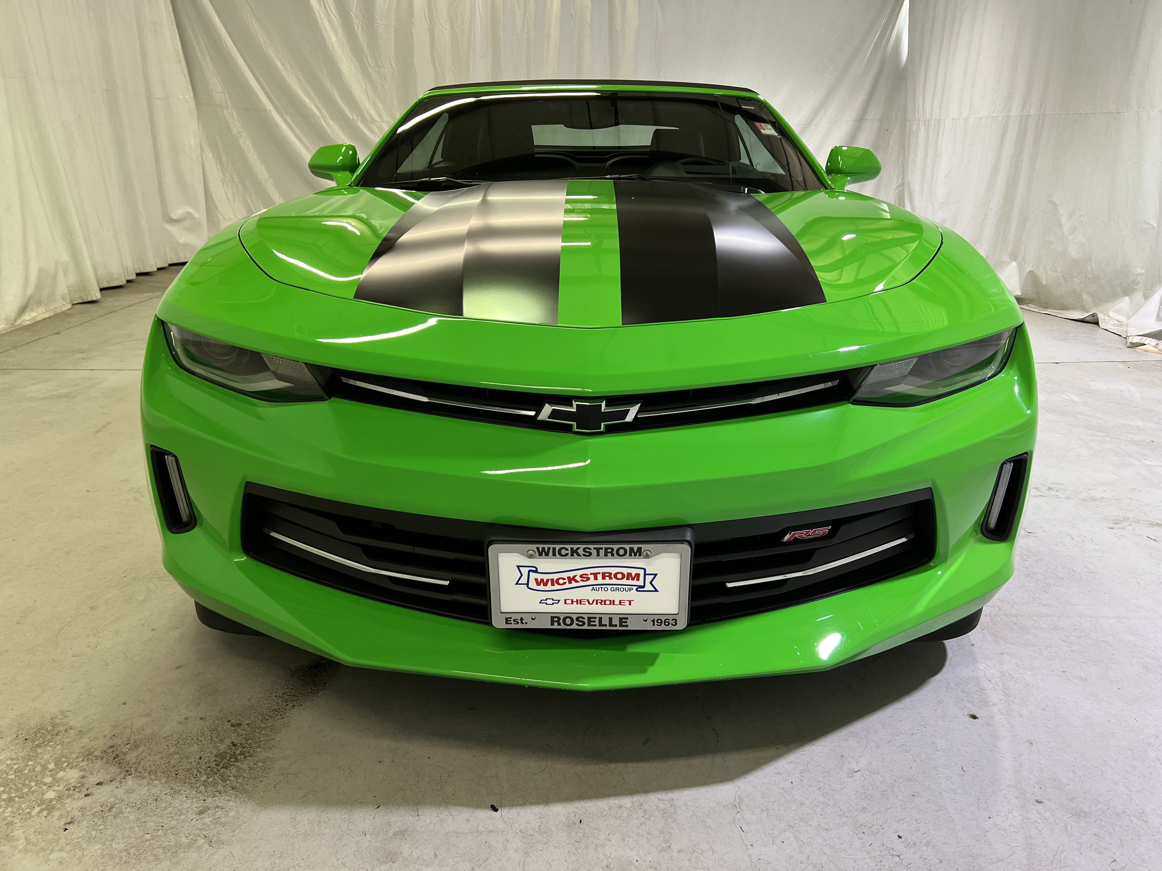Used 2017 Chevrolet Camaro LT RWD image 3
