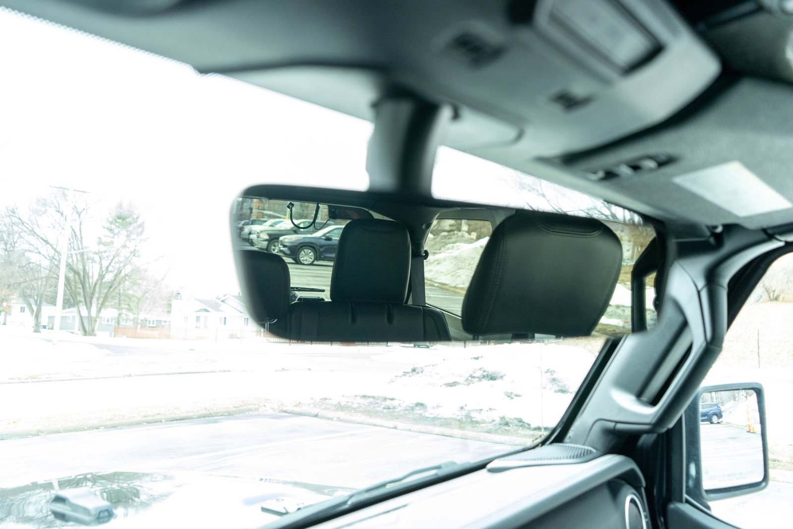 Used 2022 Jeep Wrangler Unlimited Sahara w/ Cold Weather Group image 23