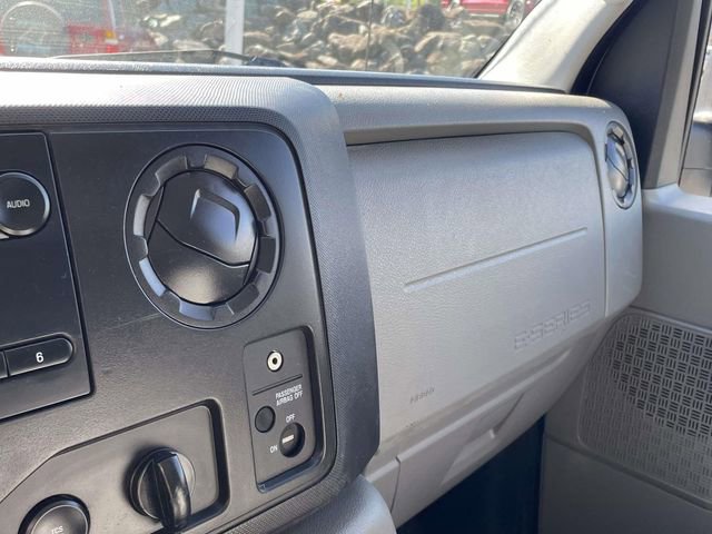 Used 2014 Ford E-250 and Econoline 250 w/ Power Group image 28