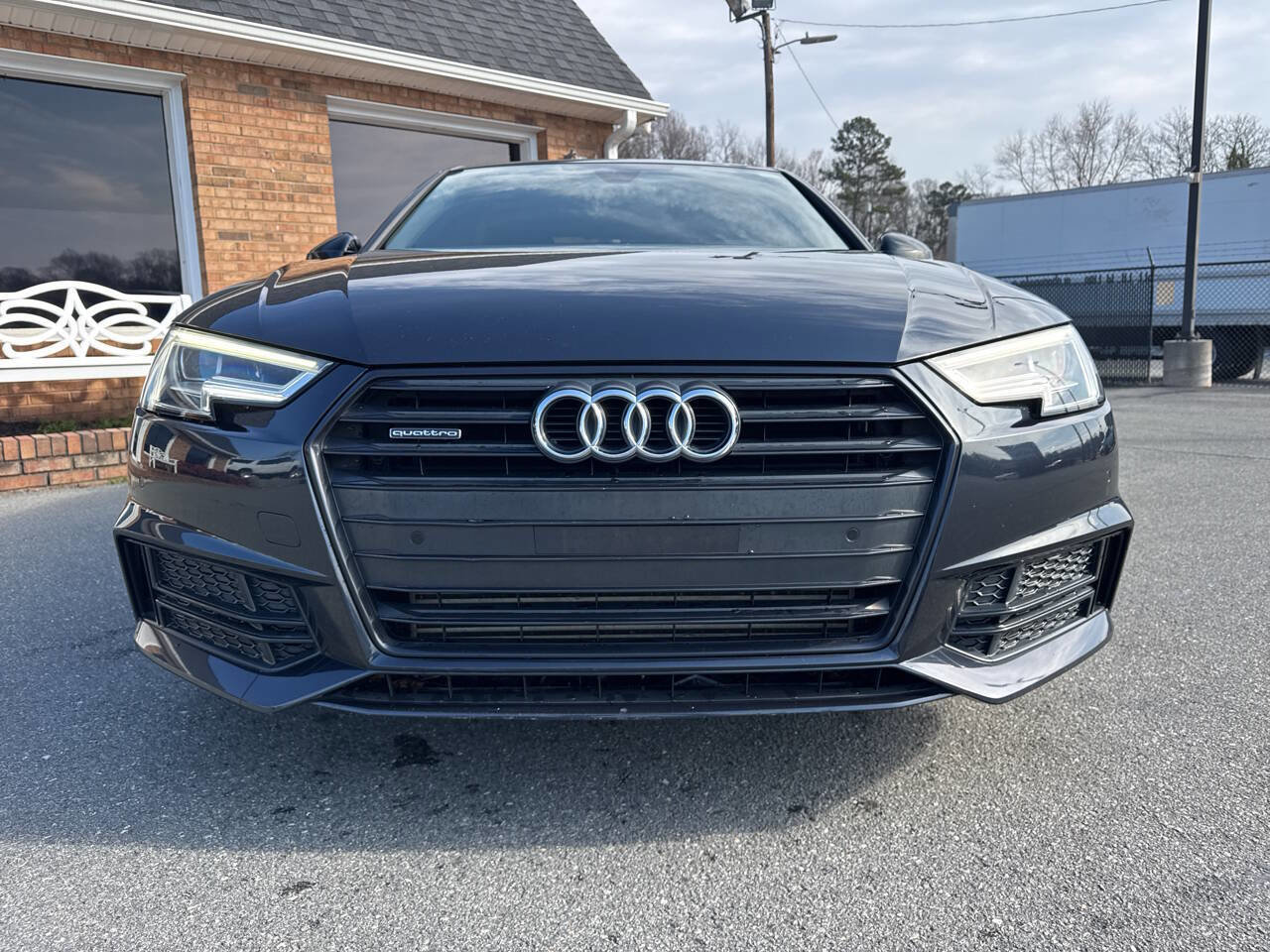 Used 2018 Audi A4 2.0T Premium Plus w/ Premium Plus Package image 5
