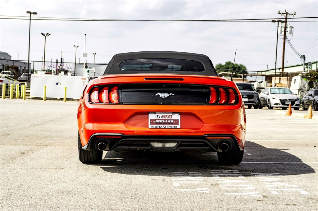 Used 2023 Ford Mustang Convertible image 6