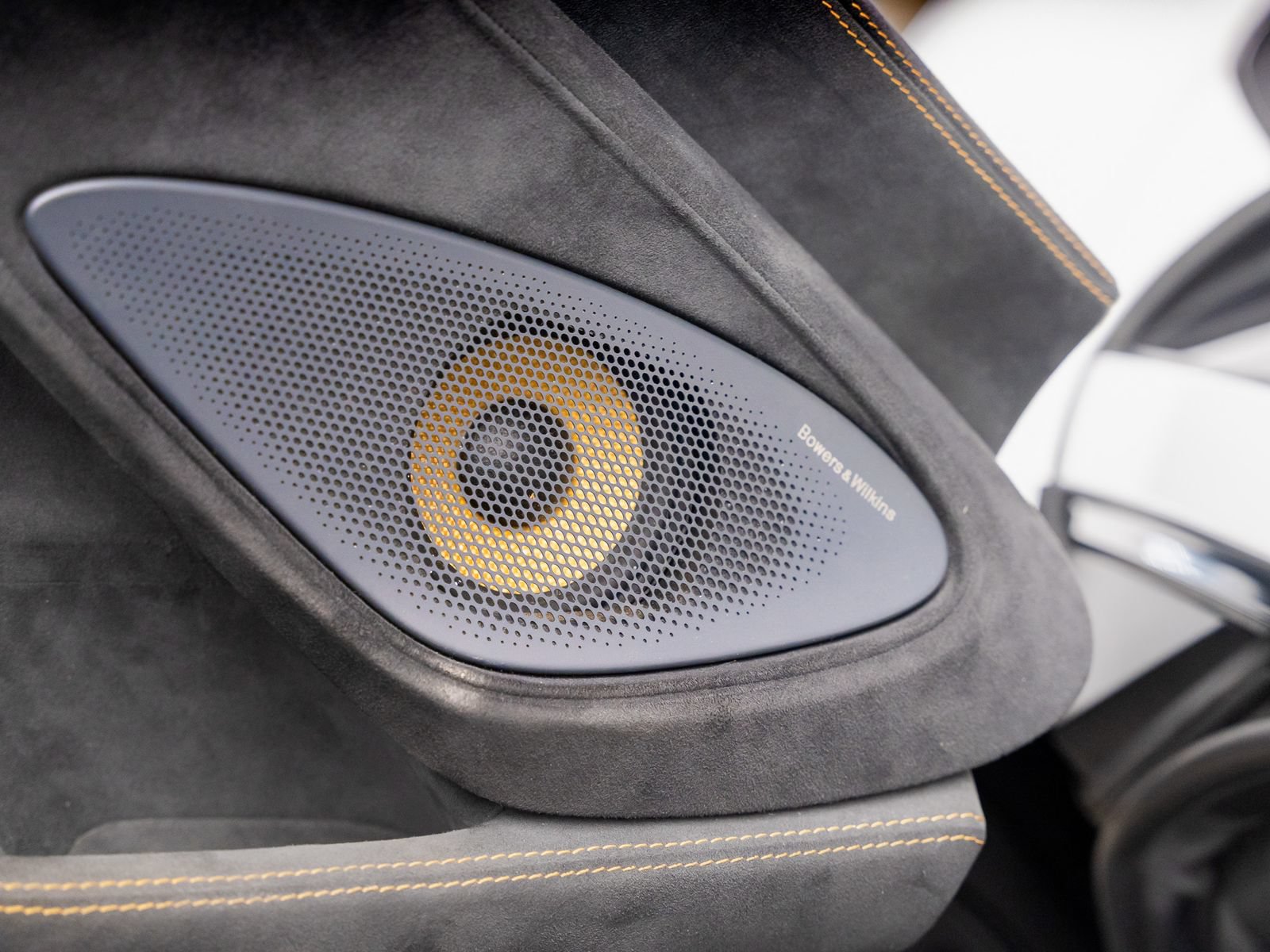 Used 2019 McLaren 600LT RWD image 69