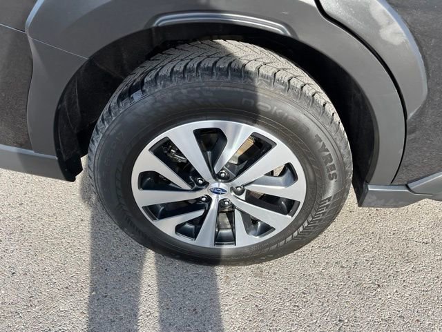 Used 2023 Subaru Outback Premium AWD/4WD image 19