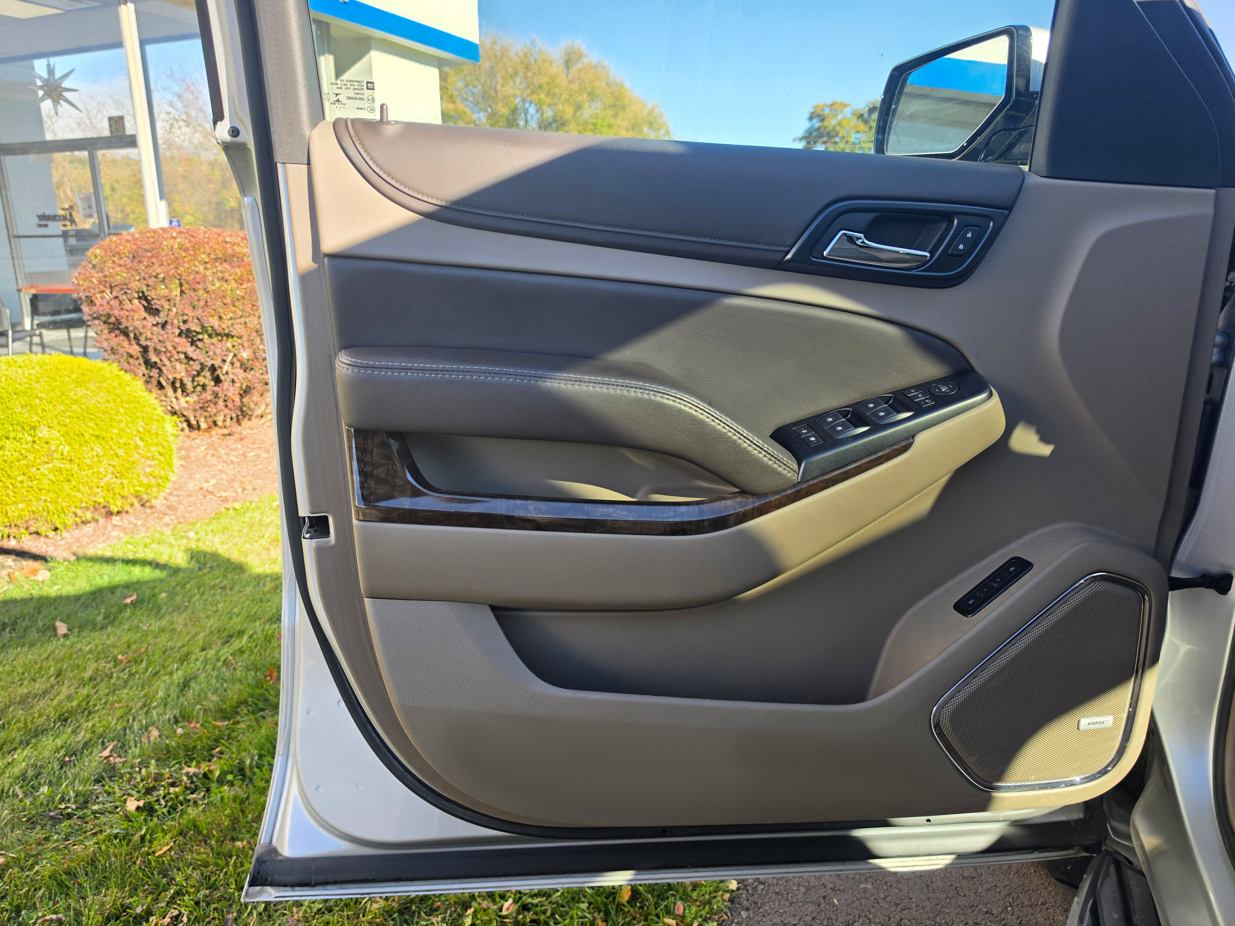 Used 2019 Chevrolet Tahoe LT AWD/4WD image 13