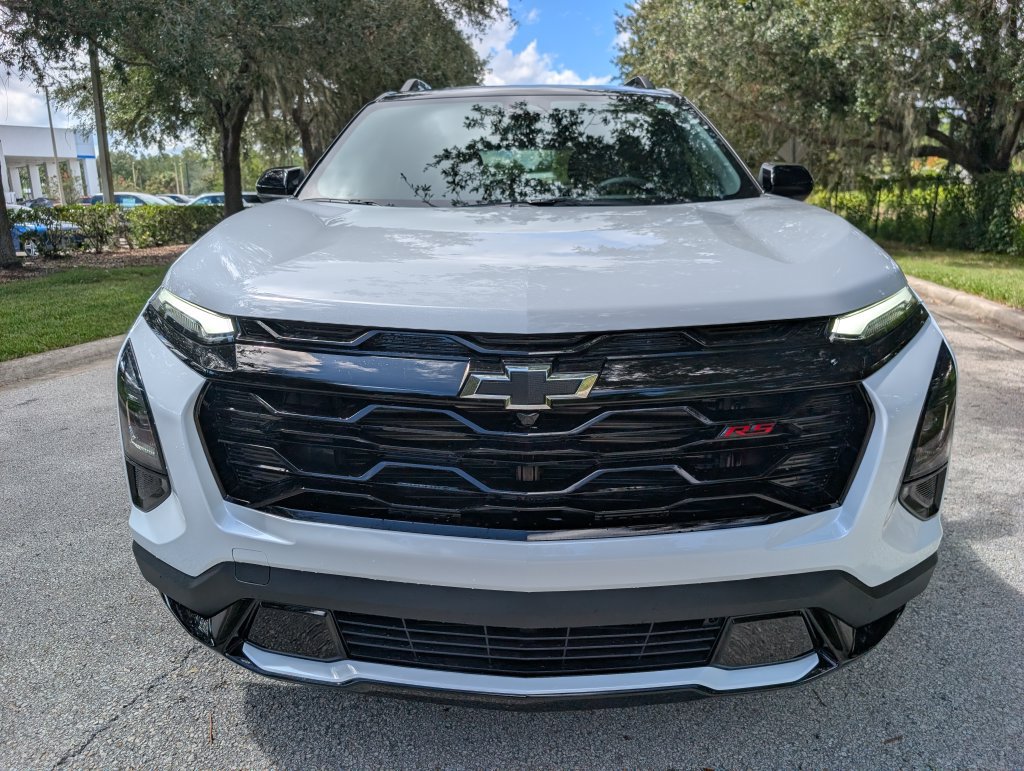 New 2027 Chevrolet Equinox RS FWD image 2