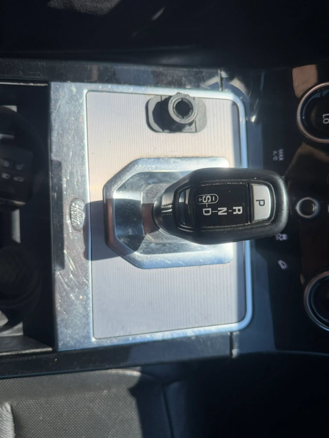 Used 2020 Land Rover Range Rover Evoque SE AWD/4WD image 19