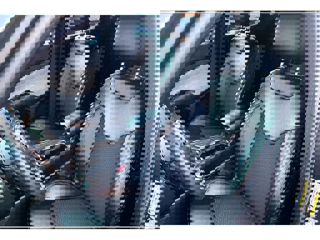 Used 2024 Jeep Compass Latitude image 28