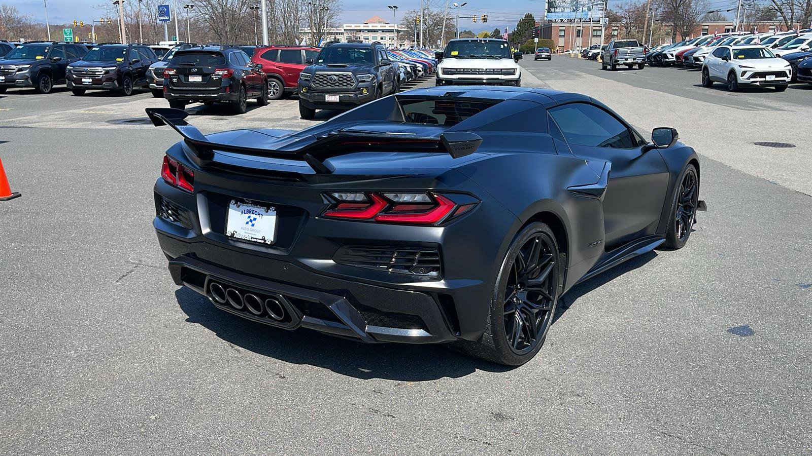 Used 2025 Chevrolet Corvette Z06 w/ Z07 Performance Package image 7