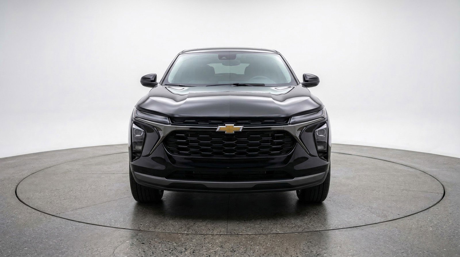 Used 2025 Chevrolet Blazer LT image 2