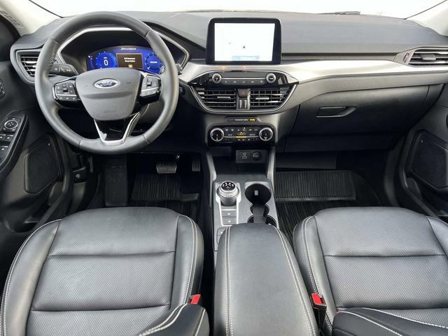 Certified 2022 Ford Escape Titanium w/ Class II Trailer Tow Package image 14