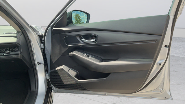 Used 2025 Honda Accord SE image 22
