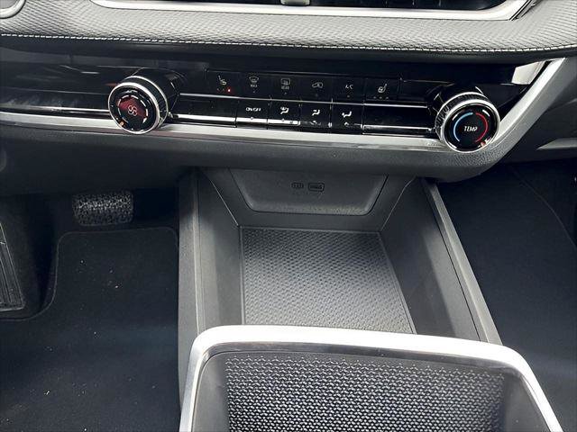 New 2025 Chevrolet Equinox LT w/ Safety and Technology Package image 22