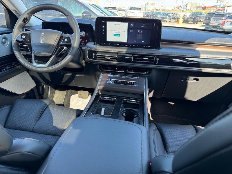 New 2025 Lincoln Aviator Reserve w/ Equipment Group 201A AWD/4WD image 16