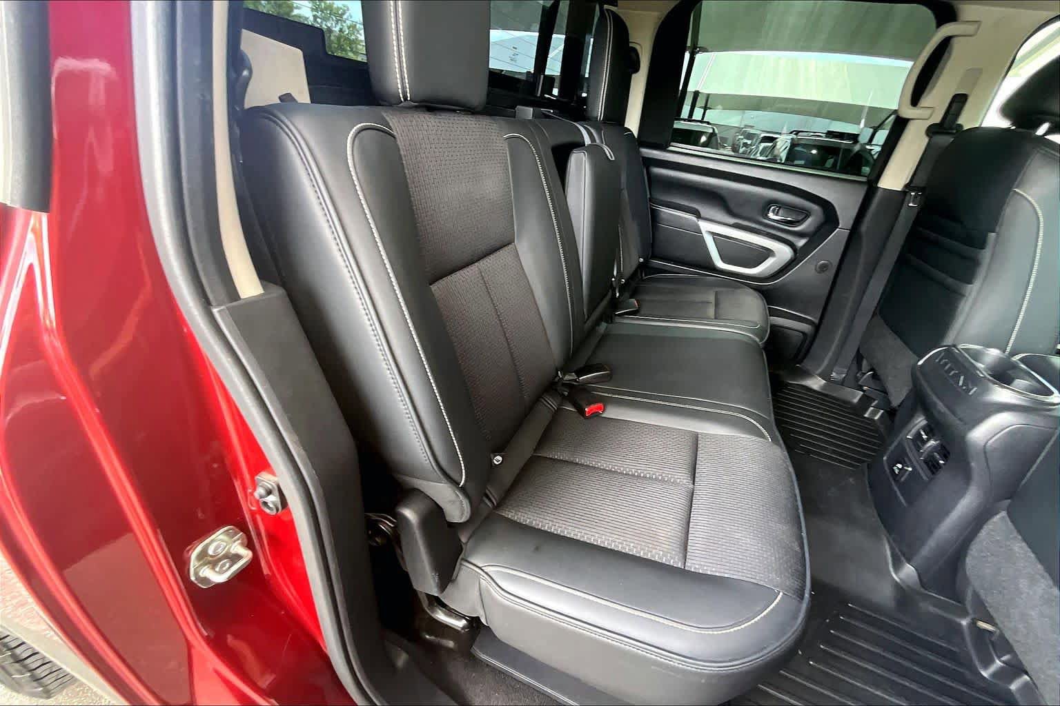 Used 2016 Nissan Titan PRO-4X AWD/4WD image 20