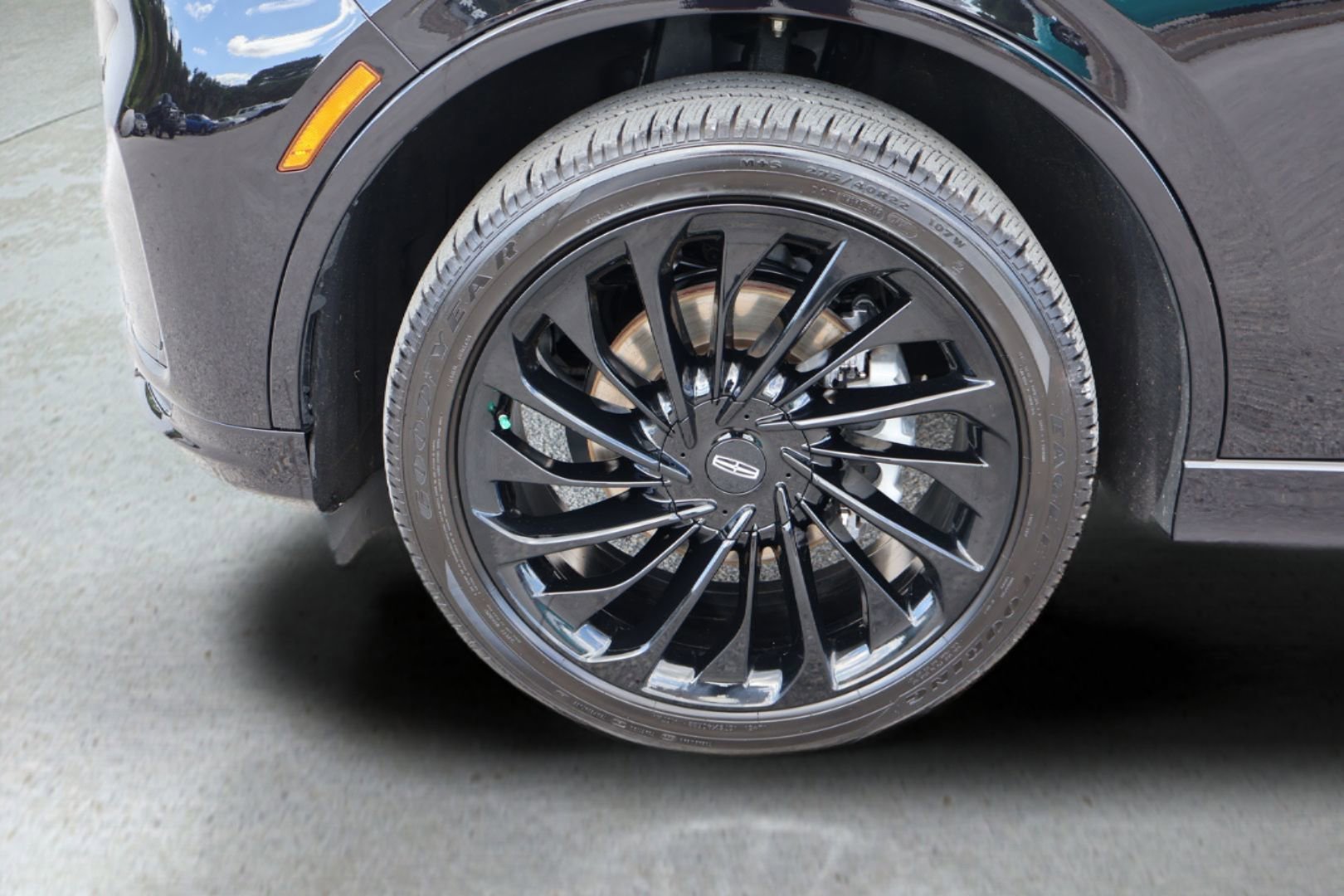 Used 2025 Lincoln Aviator Reserve w/ Luxury Package AWD/4WD image 32