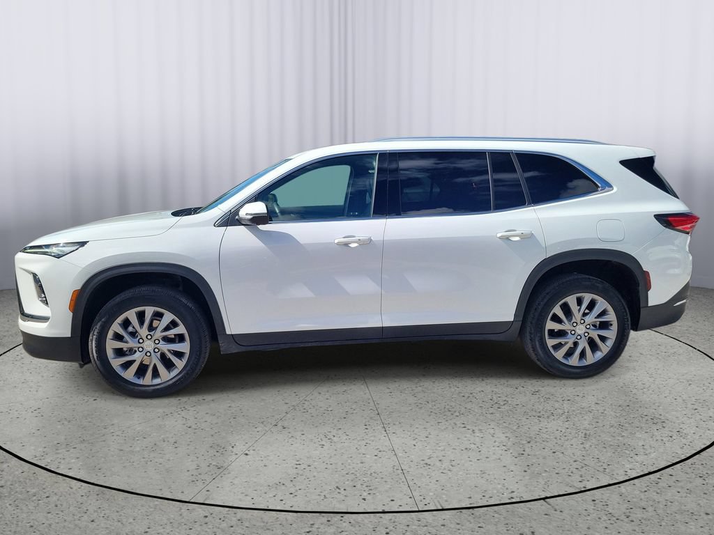 Used 2025 Buick Enclave Preferred AWD/4WD image 7