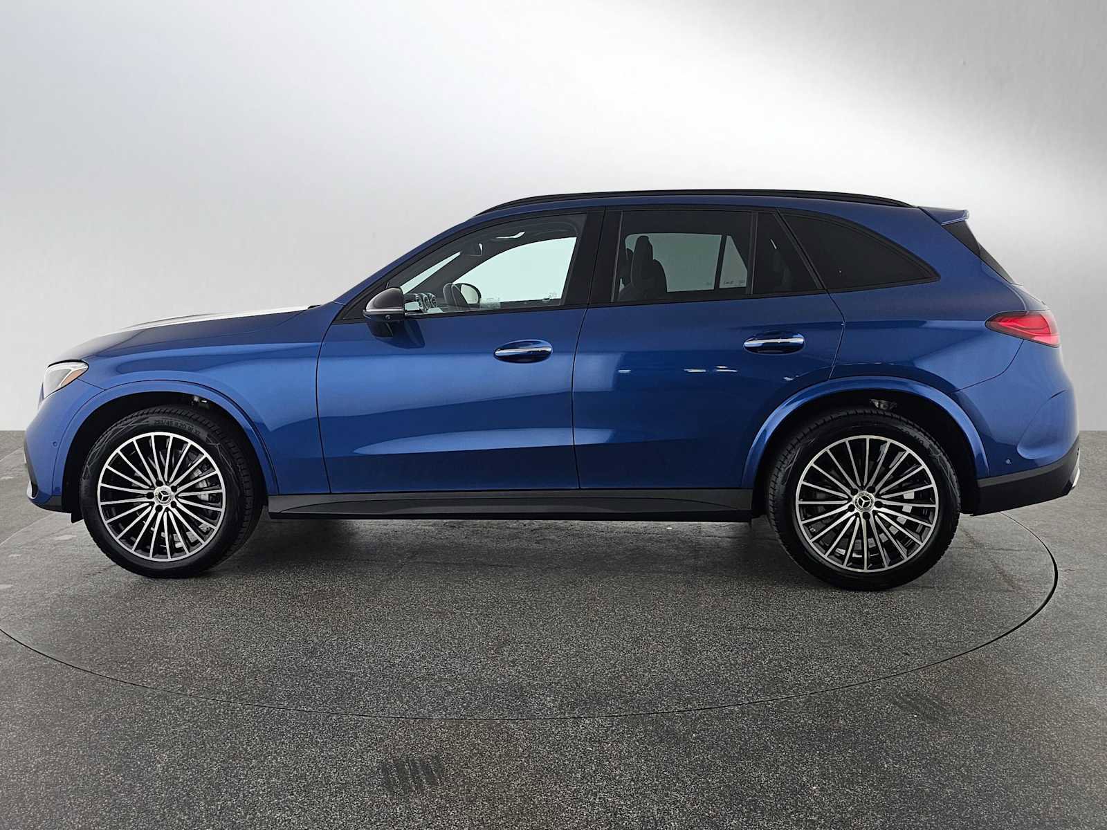 Used 2026 Mercedes-Benz GLC 300 4MATIC image 6