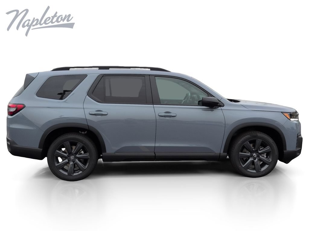 New 2026 Honda Pilot Sport image 7