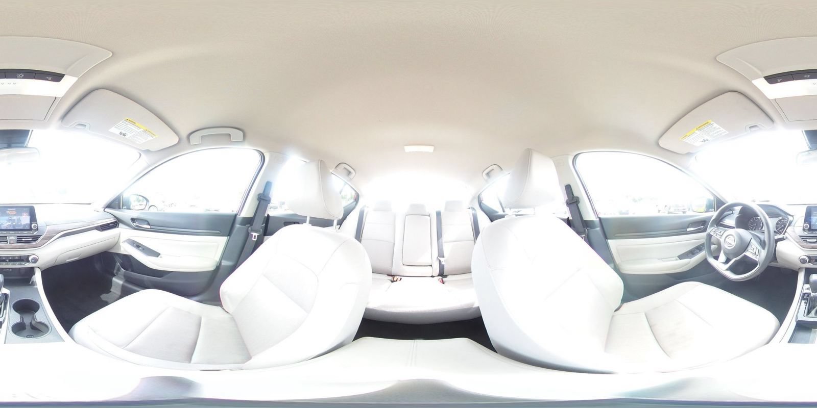 Used 2025 Nissan Altima 2.5 SV FWD image 41