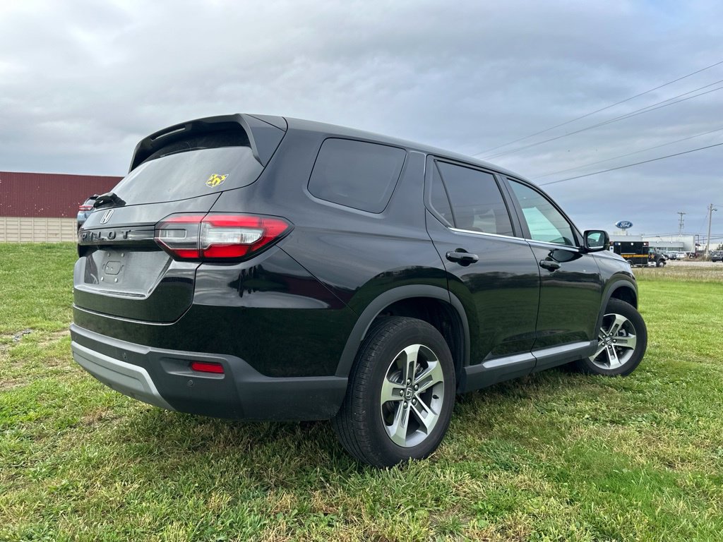 Used 2024 Honda Pilot EX-L image 11