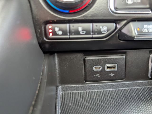 Used 2021 Chevrolet Tahoe Premier w/ Premium Package AWD/4WD image 5