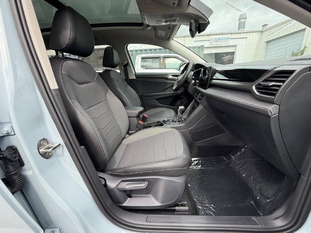 New 2027 Volkswagen Taos SE AWD/4WD image 26