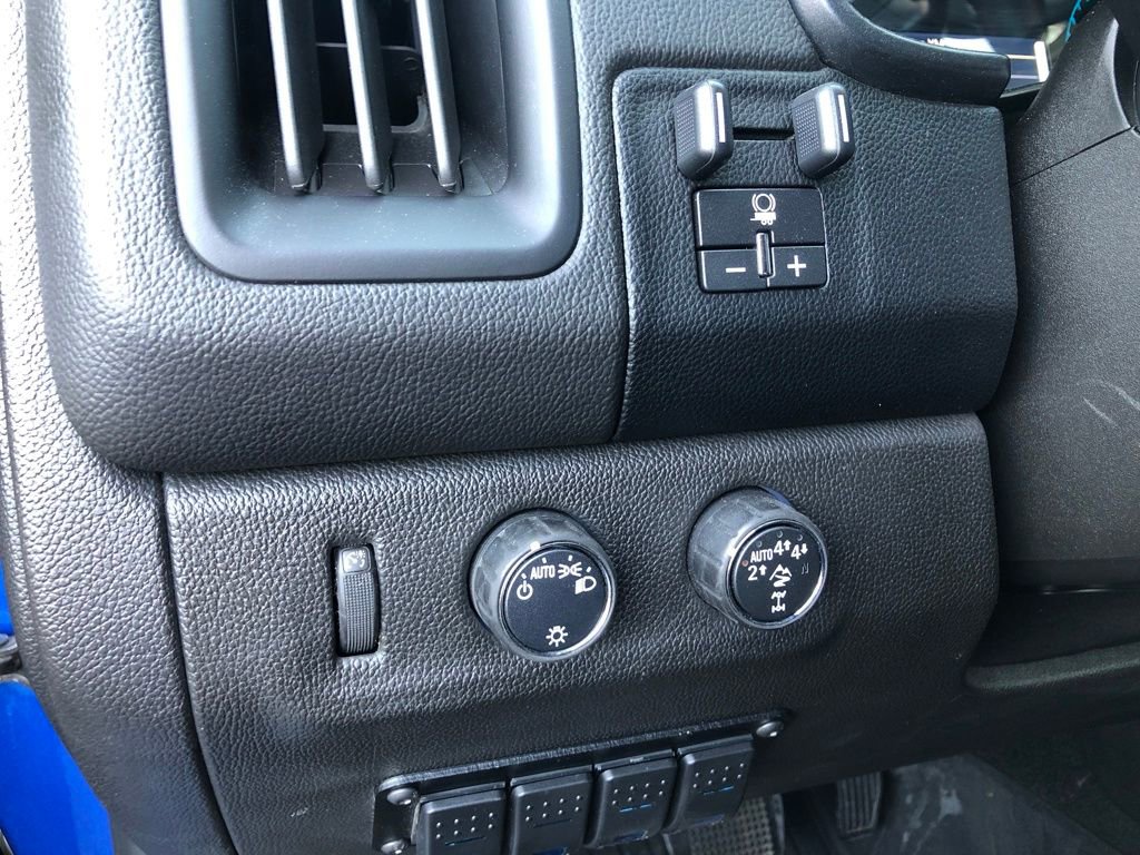 Used 2018 Chevrolet Colorado ZR2 image 27
