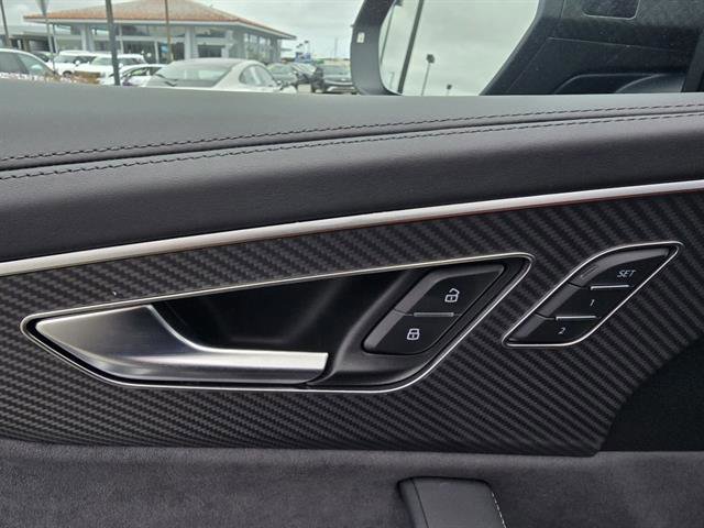 New 2025 Audi SQ8 Prestige image 26