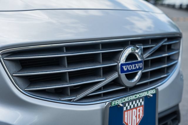 Used 2018 Volvo S60 T5 Inscription FWD image 11