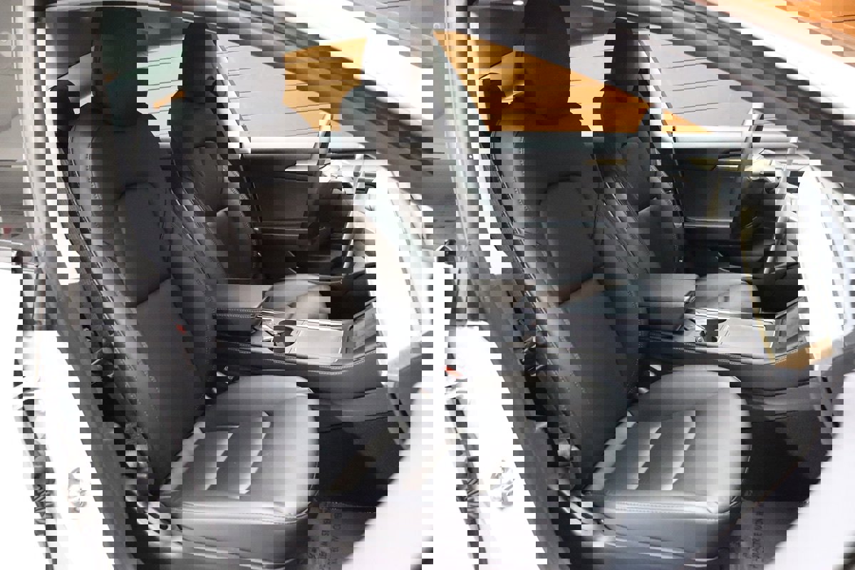 Used 2023 Tesla Model 3 Standard Range RWD image 36