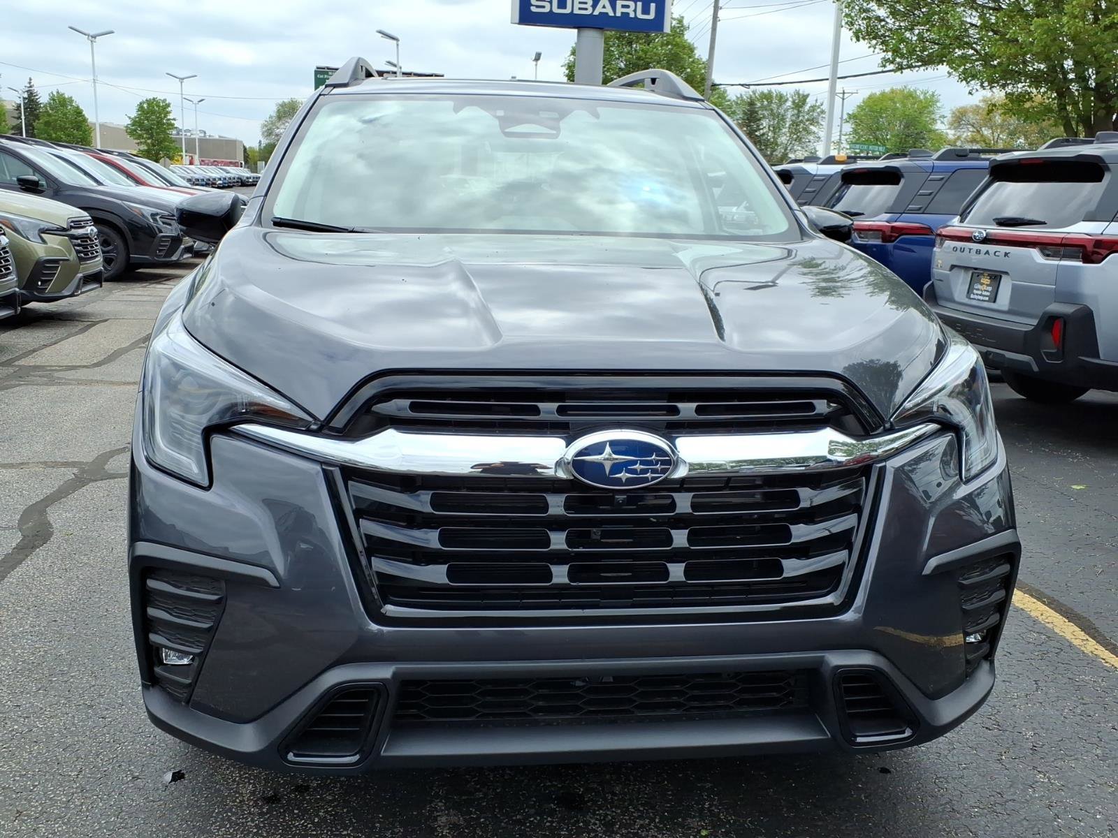 New 2026 Subaru Ascent Limited AWD/4WD image 2