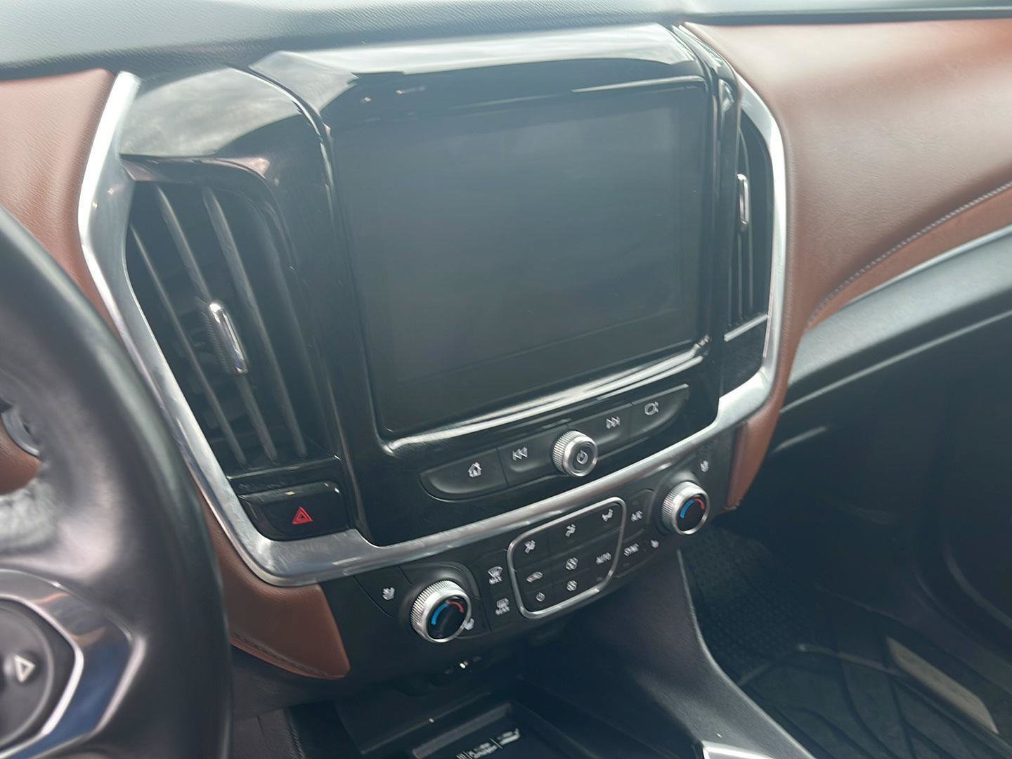 Used 2019 Chevrolet Traverse High Country w/ LPO, Floor Liner Package AWD/4WD image 10