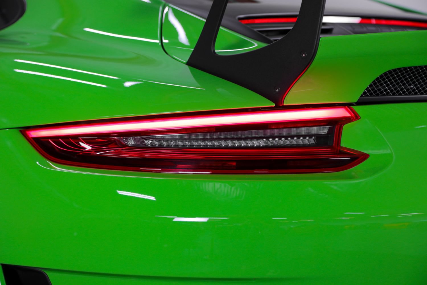 Used 2019 Porsche 911 GT3 RS RWD image 25