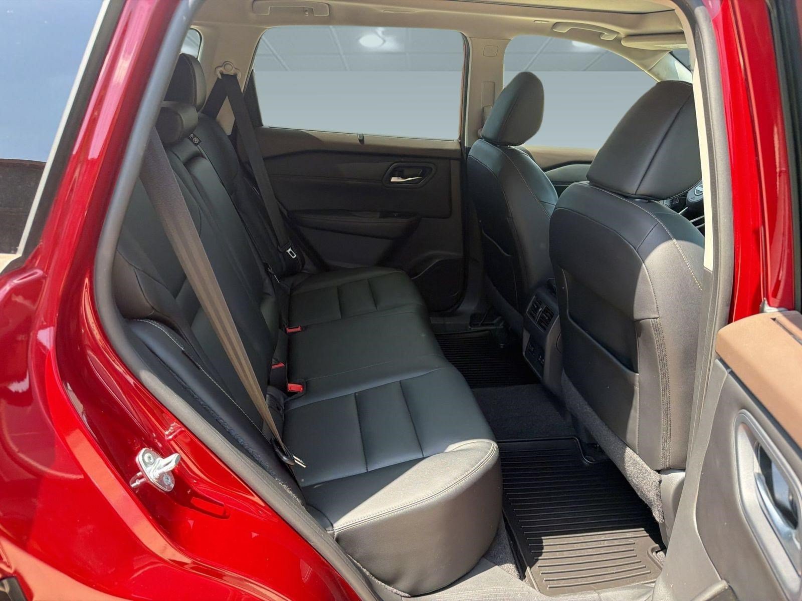 Used 2022 Nissan Rogue SL w/ SL Premium Package FWD image 31