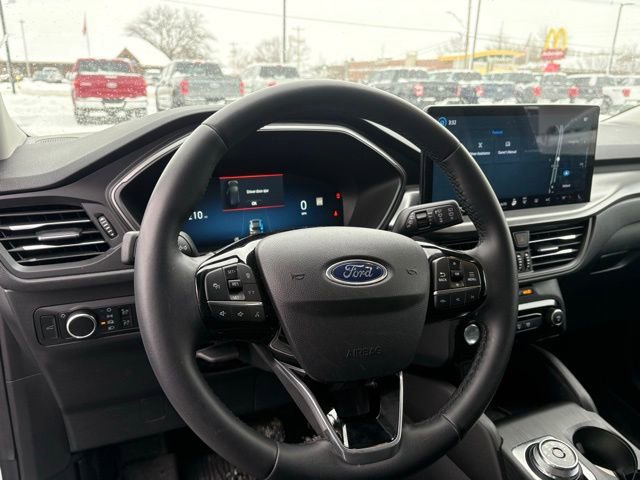 Used 2023 Ford Escape Active w/ Tech Pack #2 image 7