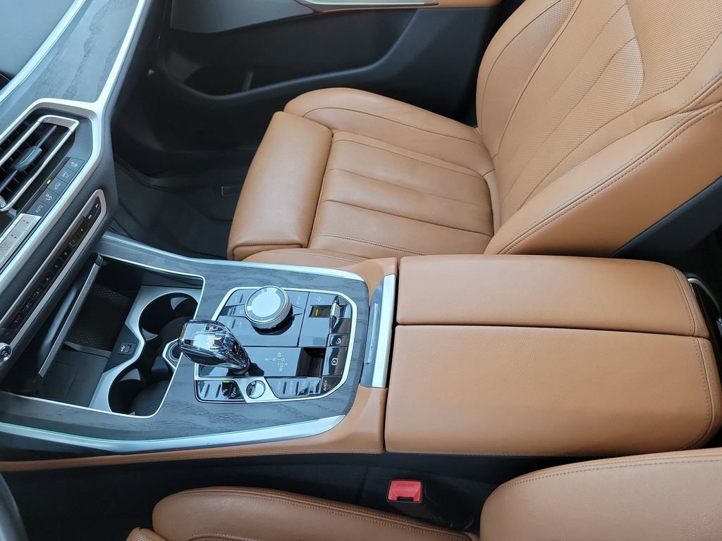 Used 2019 BMW X7 xDrive50i w/ Luxury Seating Package image 22