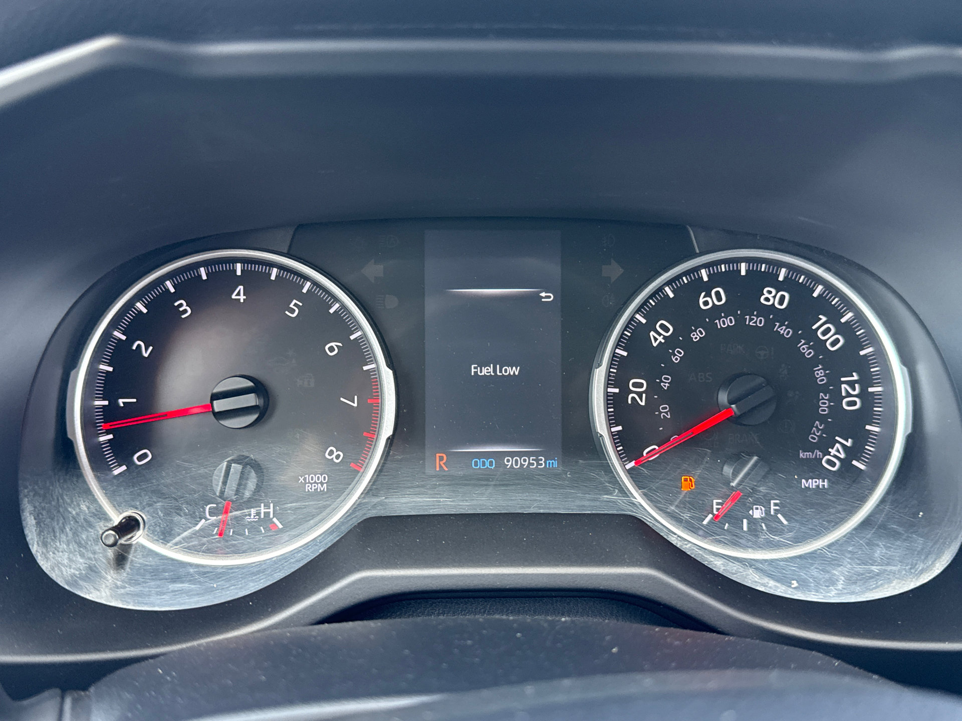 Used 2022 Toyota RAV4 LE image 32