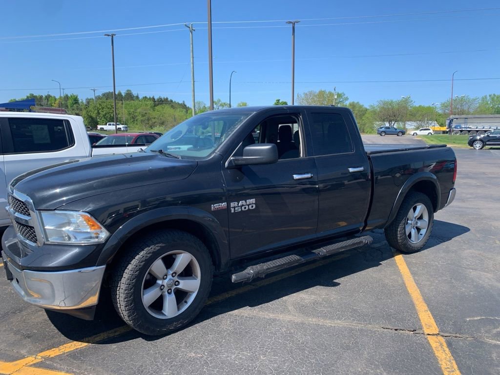 Used 2016 RAM 1500 Classic SLT AWD/4WD image 1